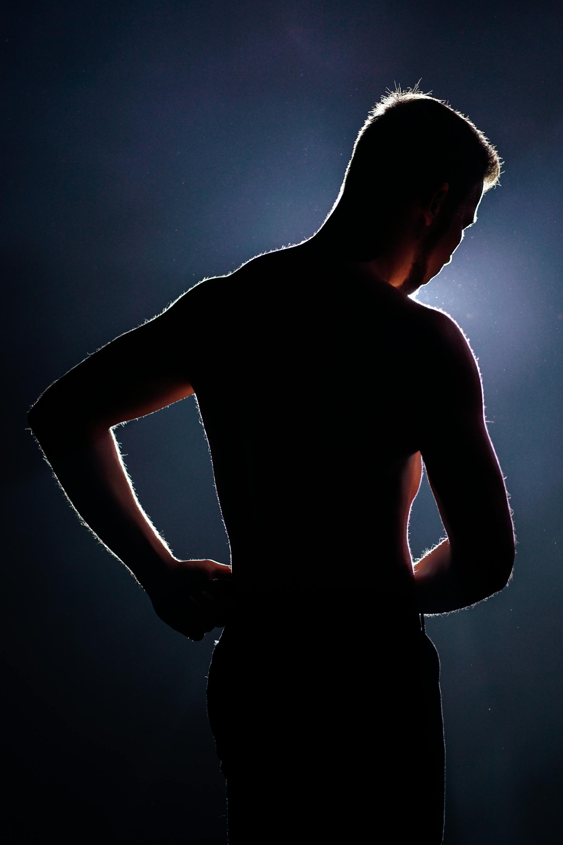 Silhouette de dos